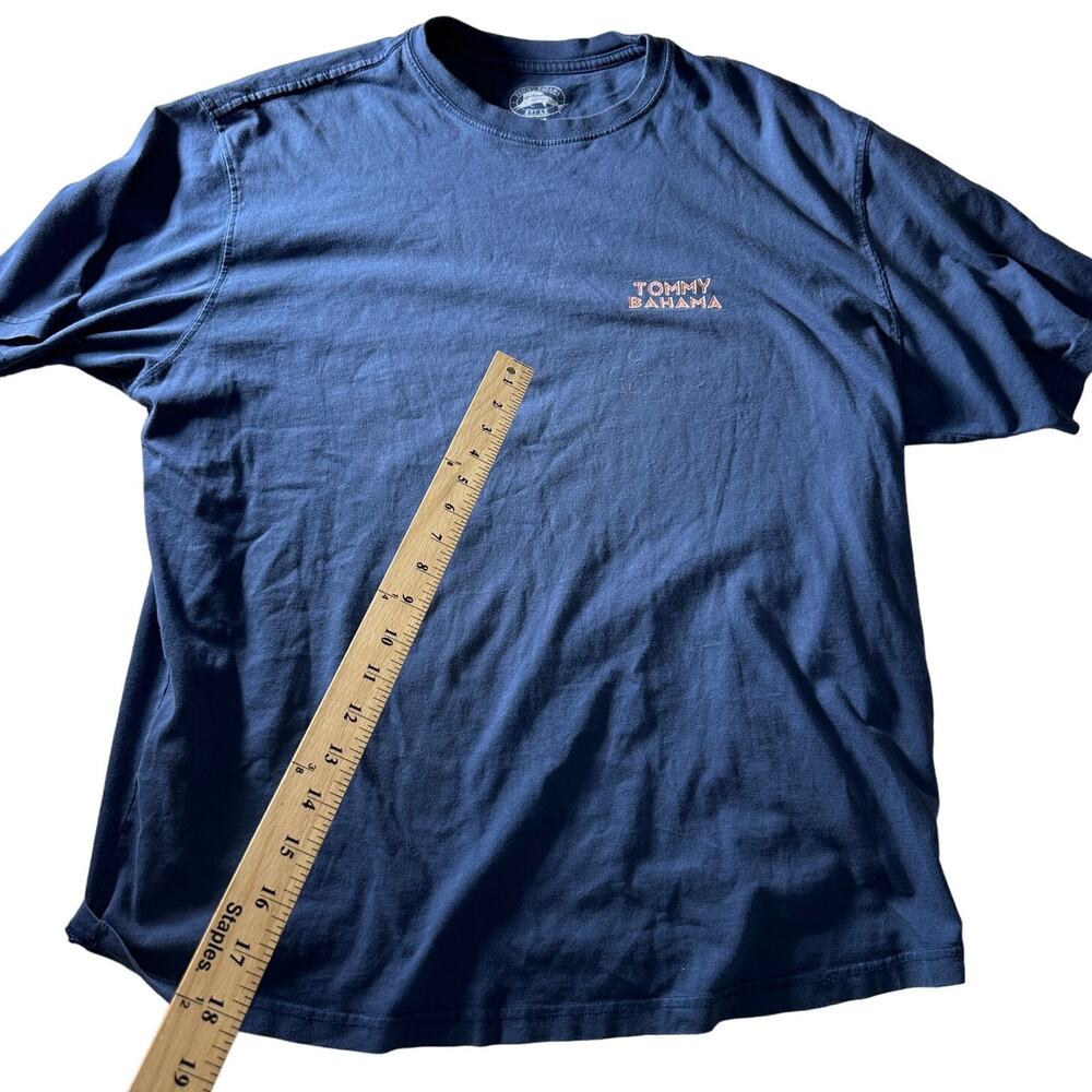 Tommy Bahama Mens Graphic Tshirt sz Large Rare Blue One Minute Workout